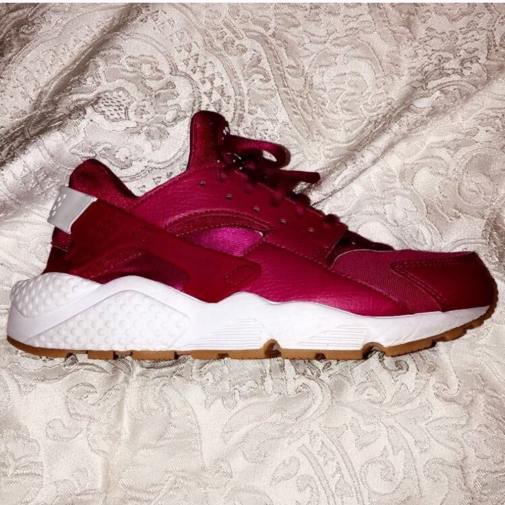 Nike Huraches